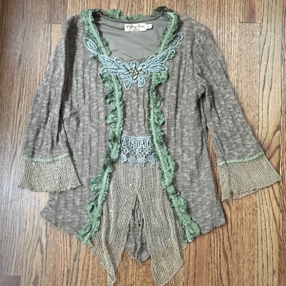 PRETTY ANGEL/Top - Picture 1 of 8